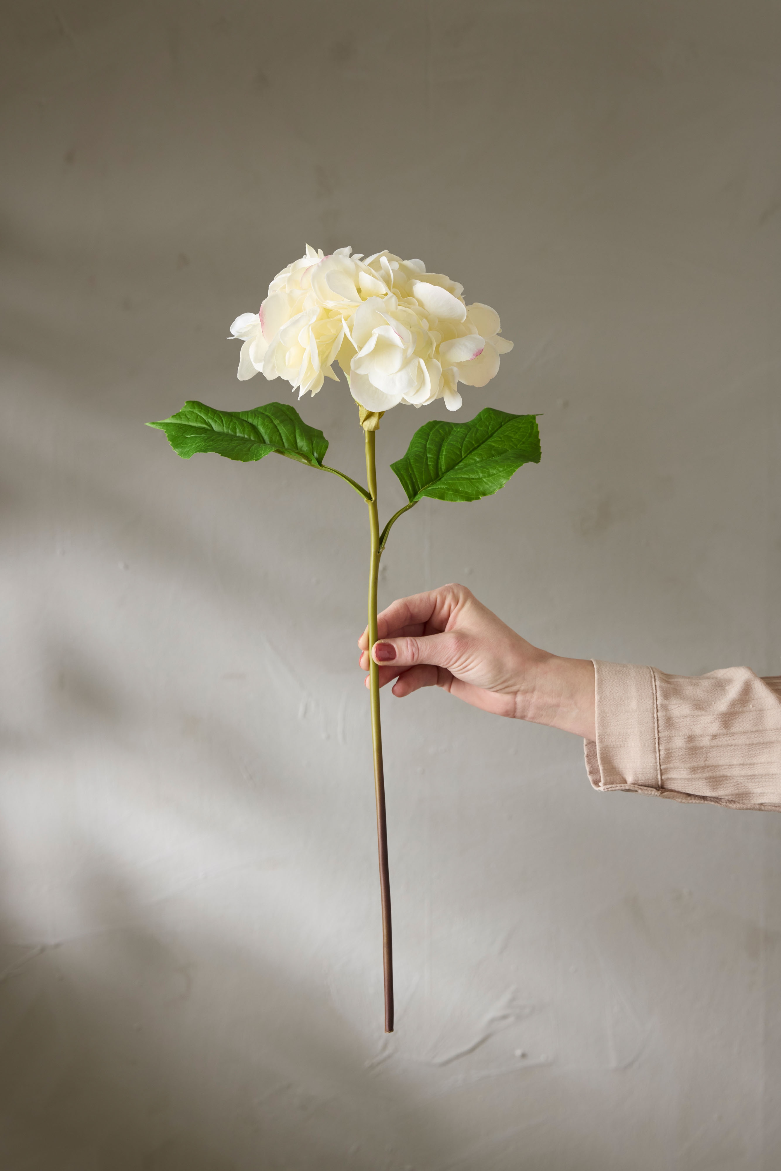 Kunstig hvit Hortensia 55 cm
