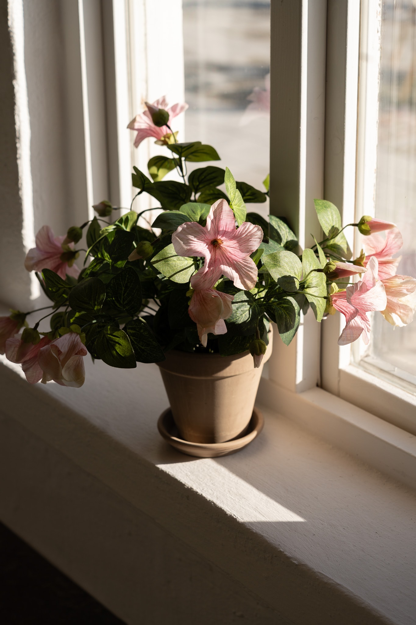 Kunstig rosa Petunia 30 cm