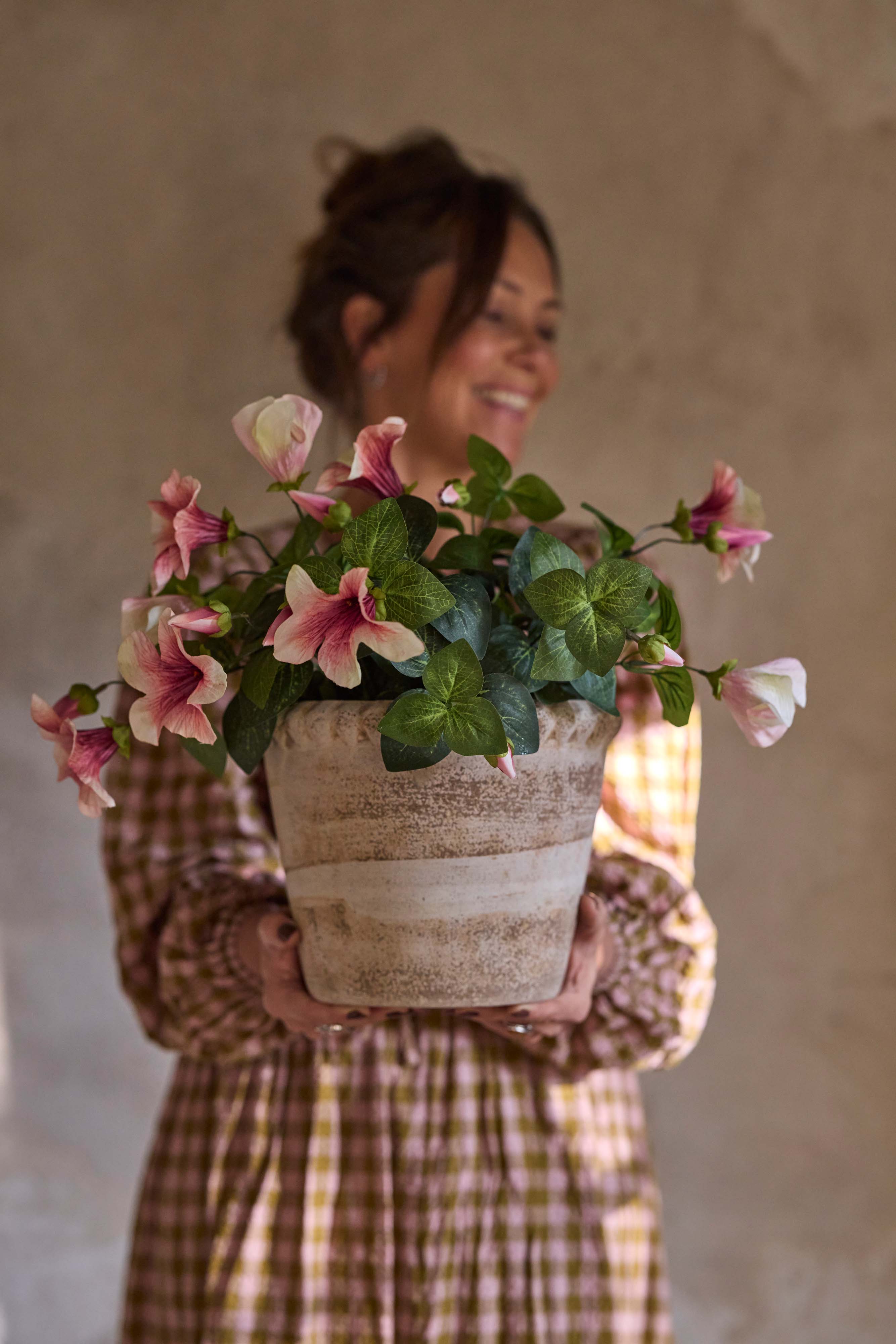 Kunstig flerfarget Petunia 30 cm