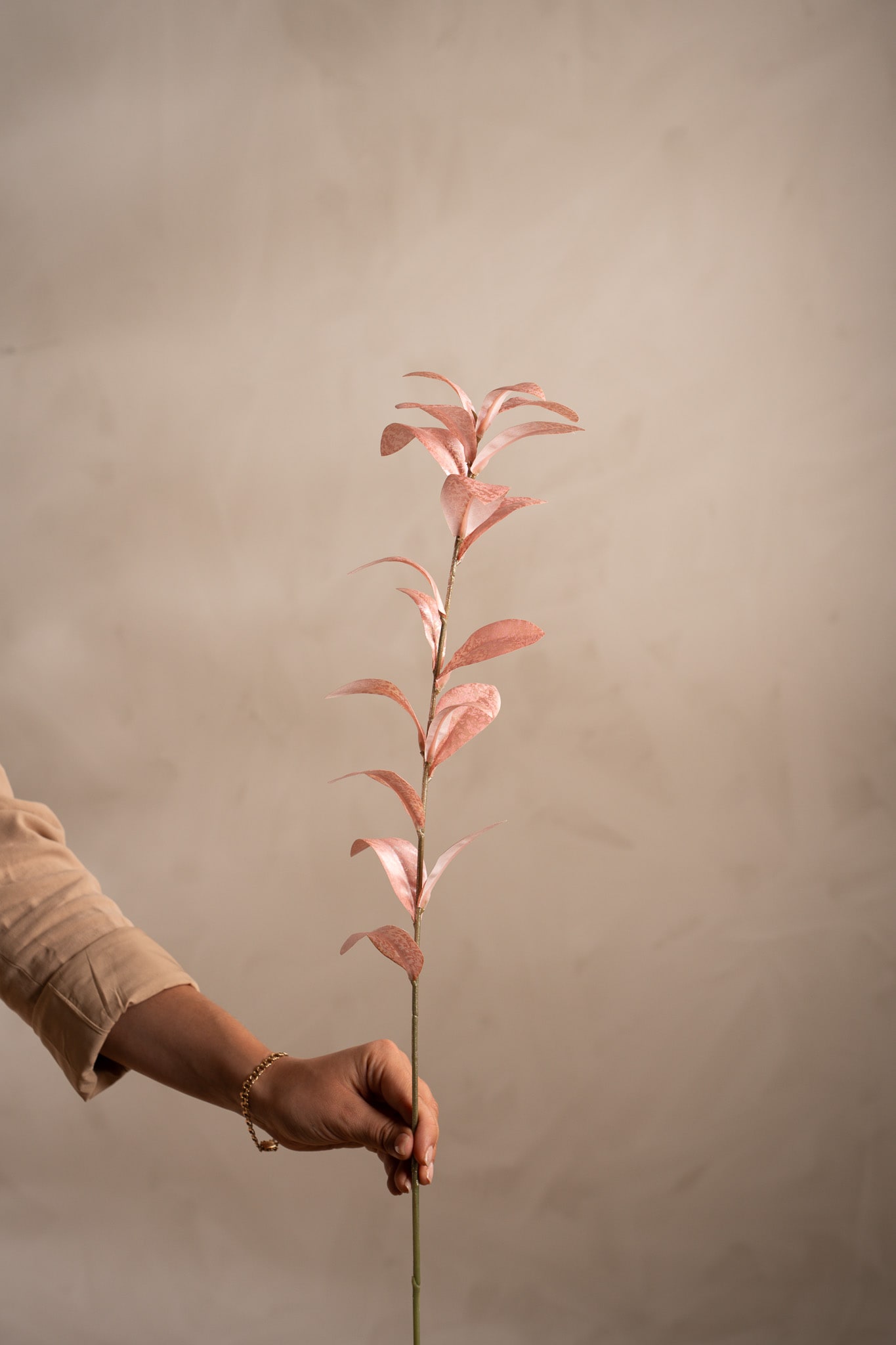 Kunstig rosa Ruscus 80 cm