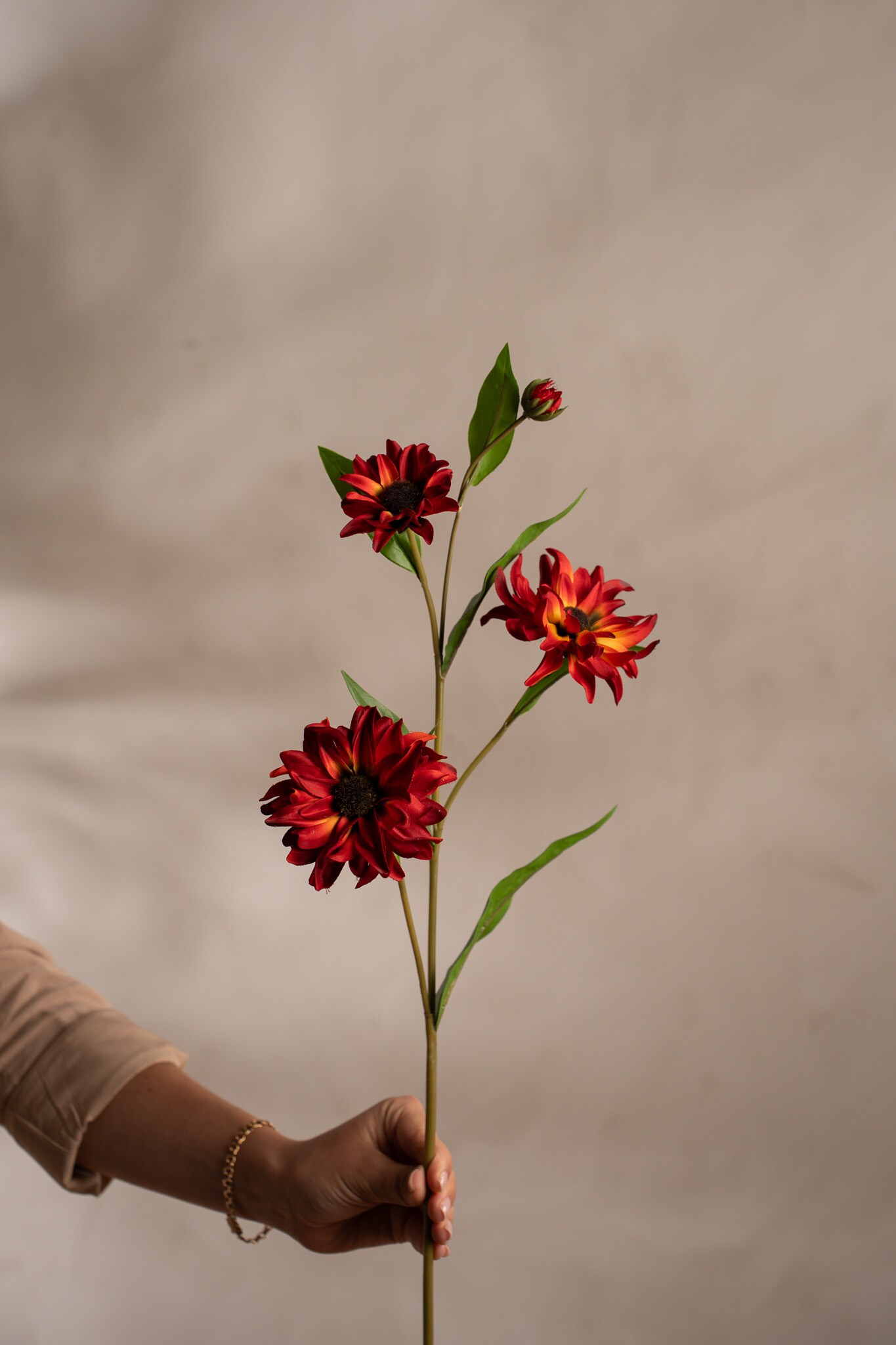 Kunstig rød Rudbeckia 80 cm