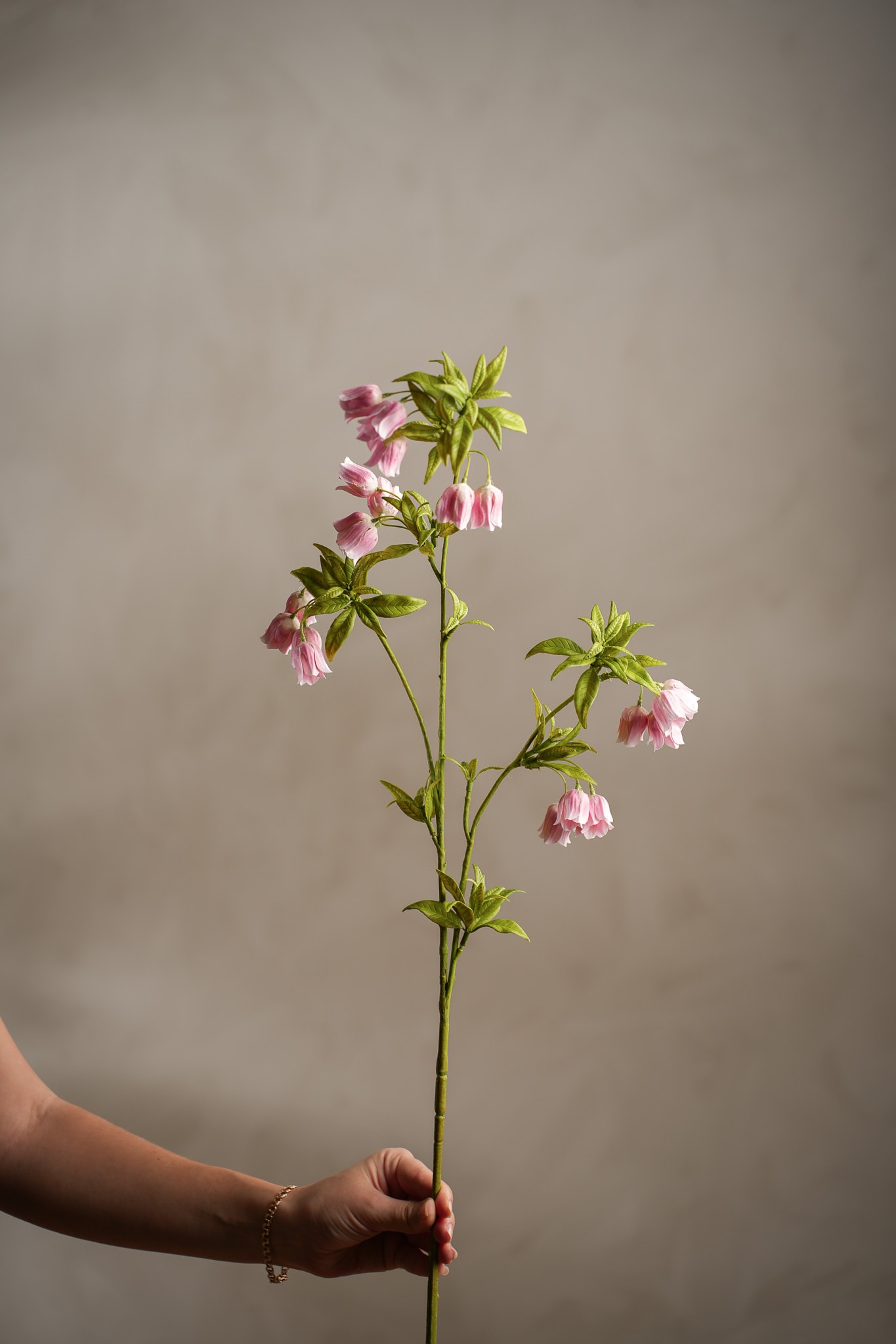 Kunstig rosa Enkianthus 80 cm