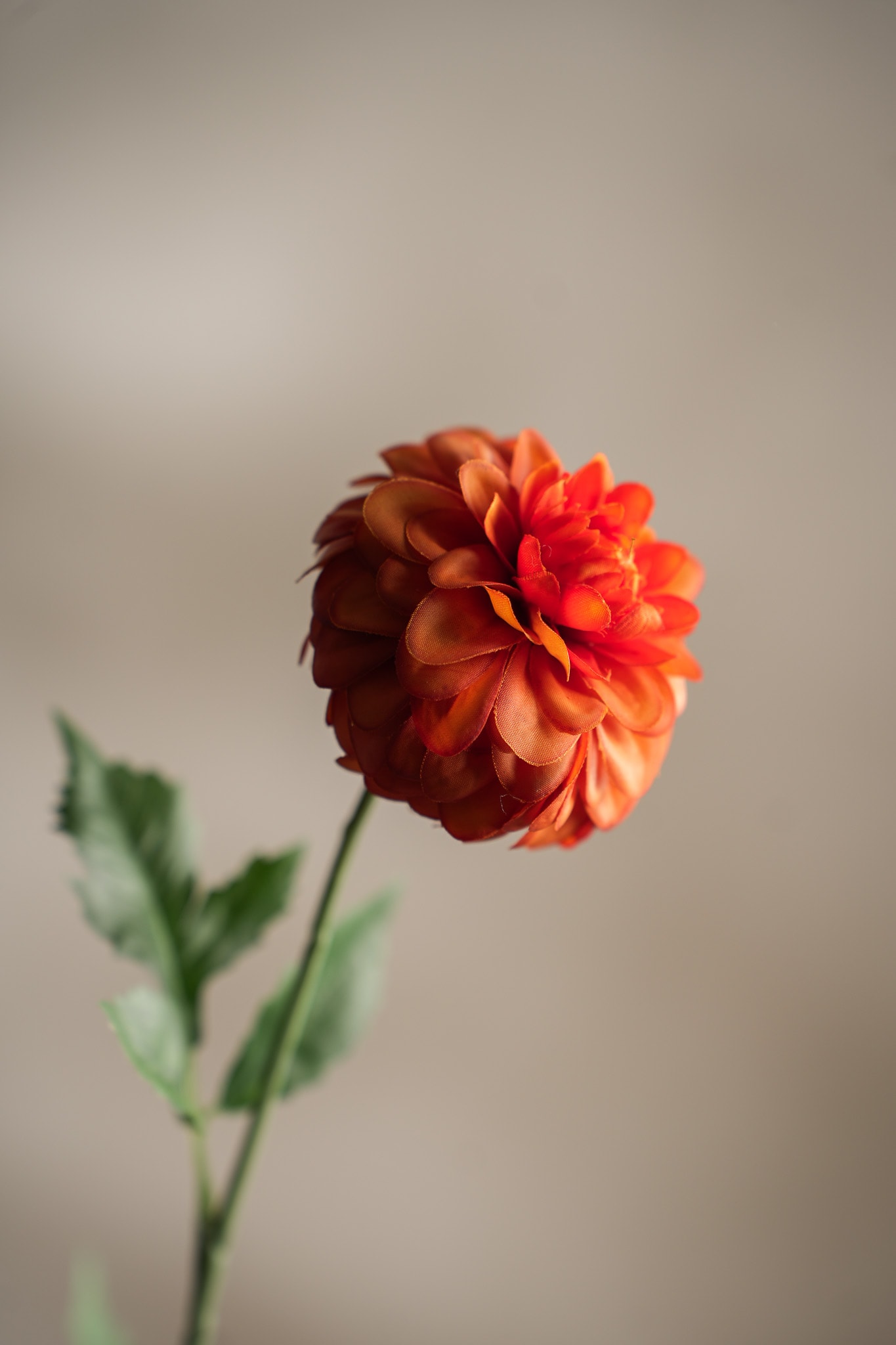 Kunstig oransje Dahlia 60cm