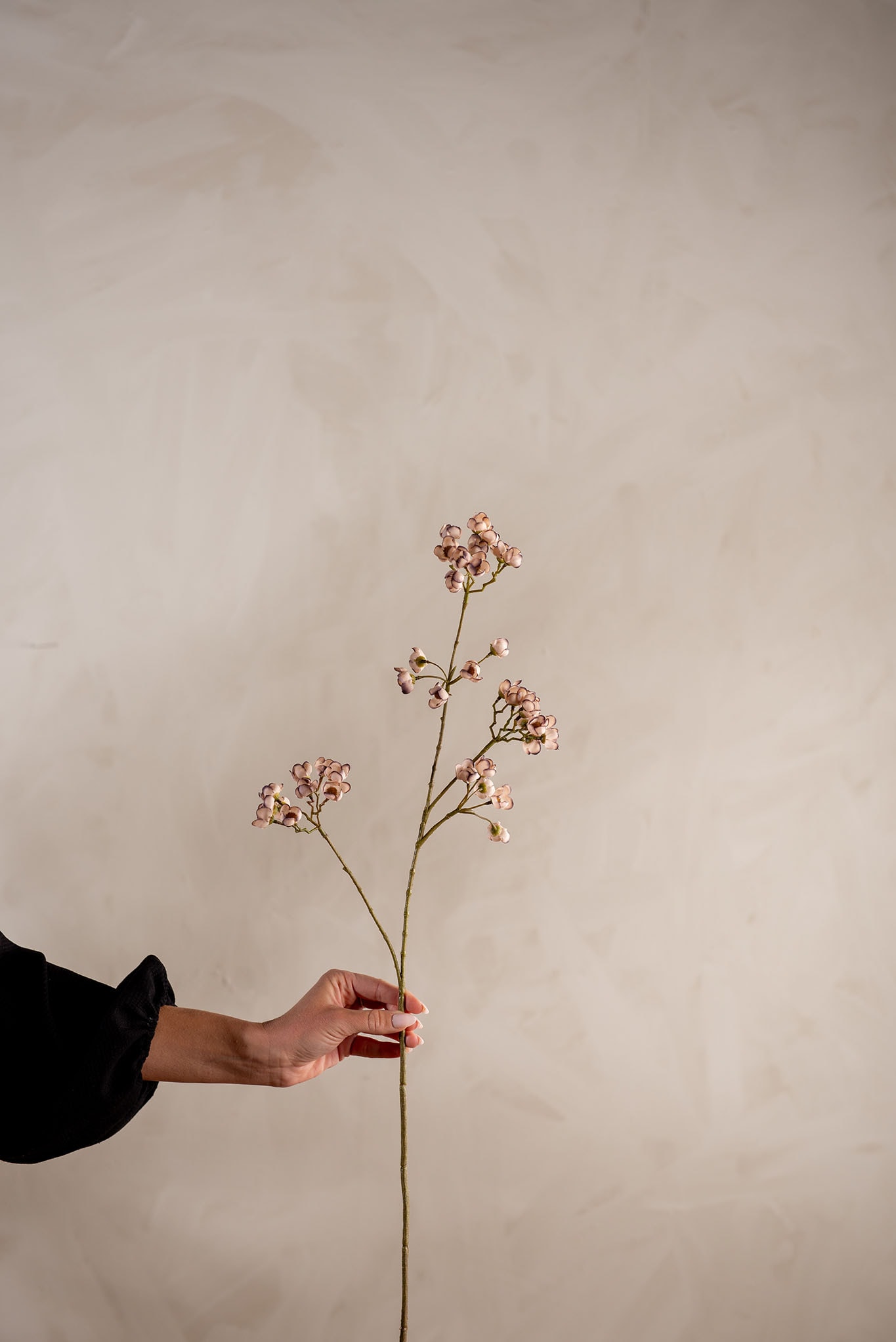 Kunstig hvit Ferskenblomst 67cm