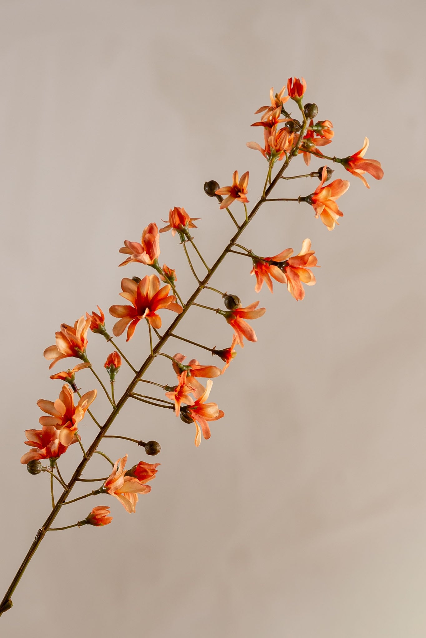 Kunstig oransje Blomsterkvist 110cm