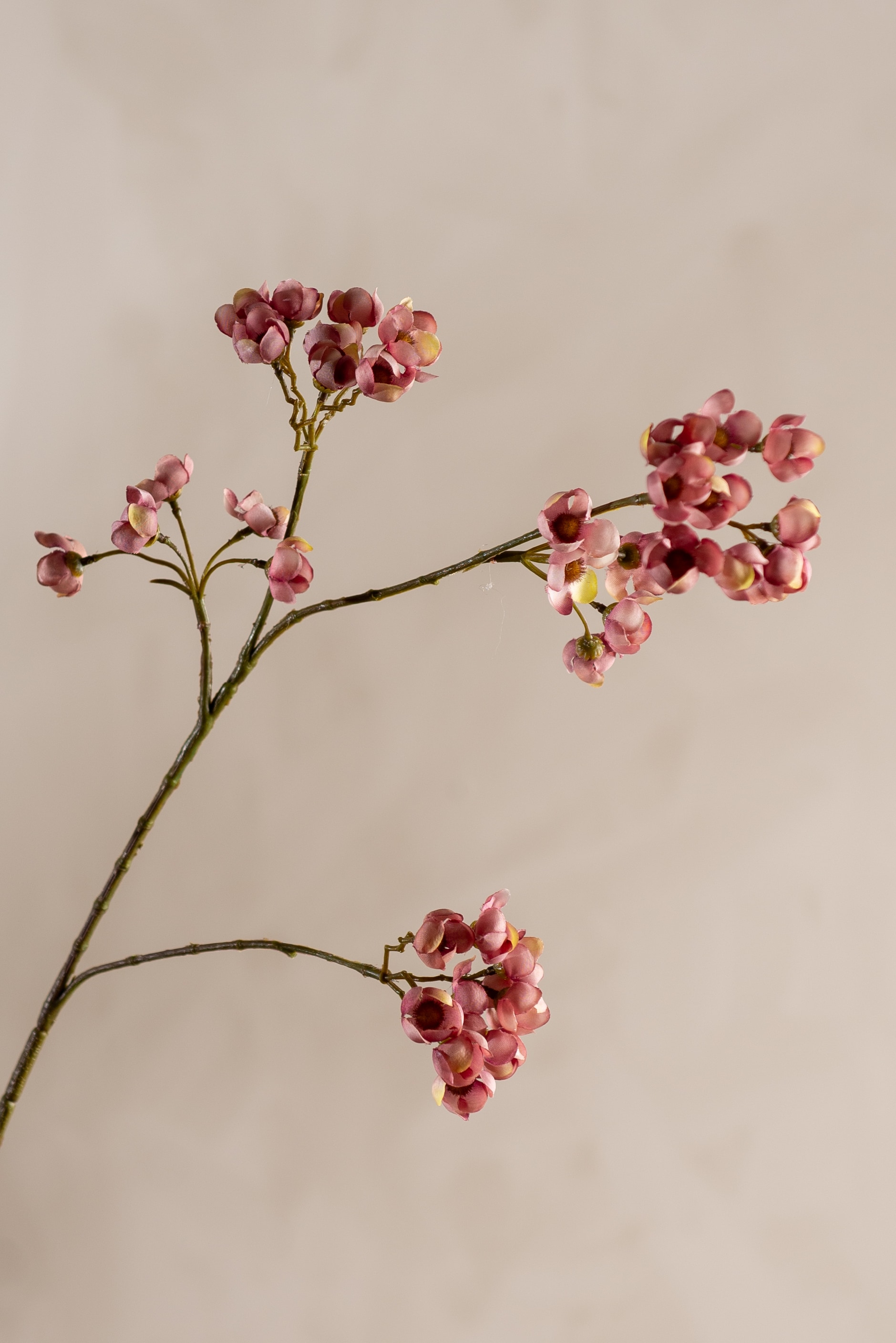 Kunstig lilla Ferskenblomst 67cm