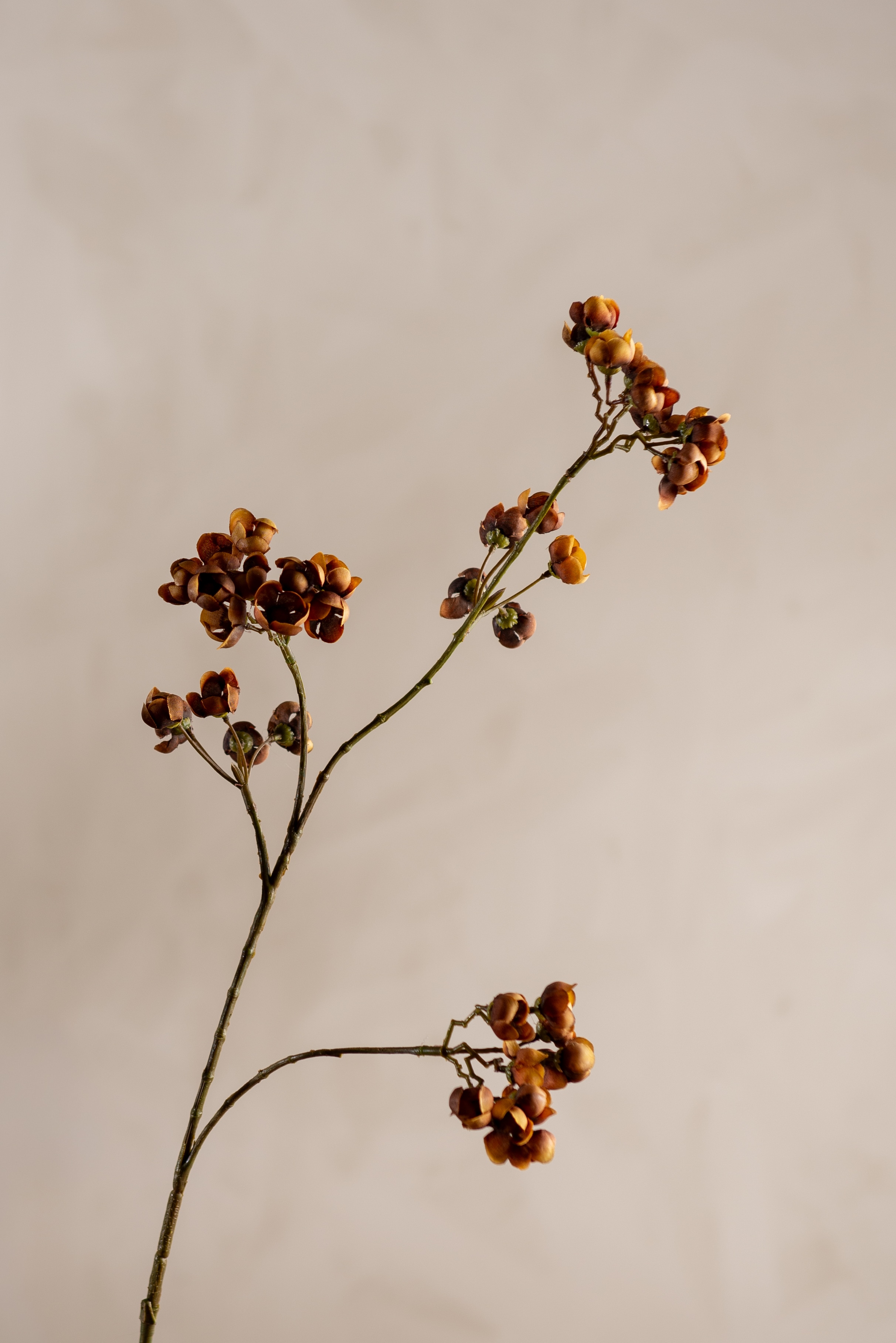 Kunstig brun Ferskenblomst 67cm